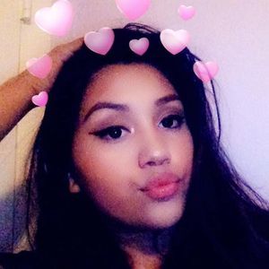 Meet your Posher, Becky